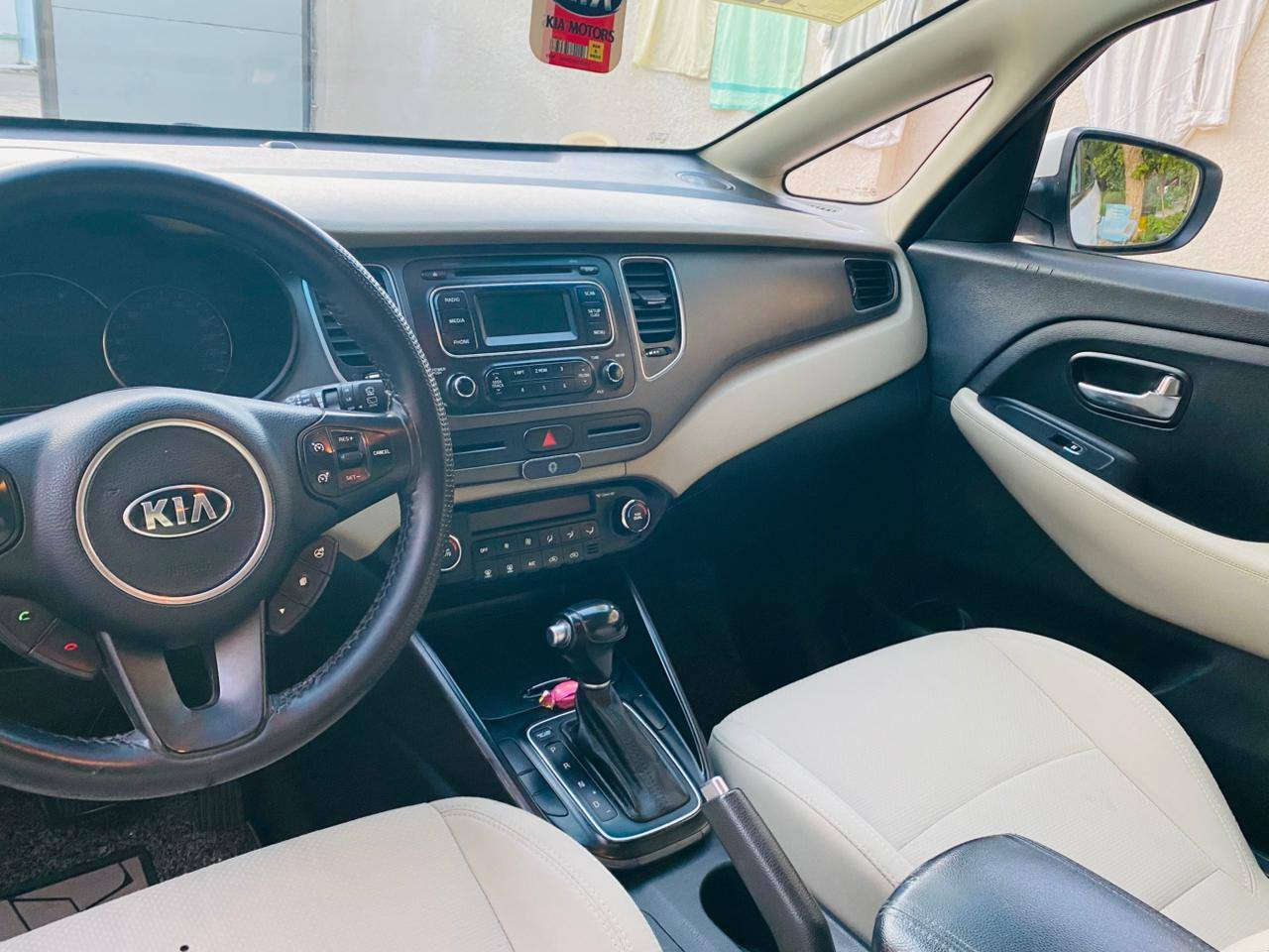 السلام عليكم
كيا كارنز ٢٠١٤
خليجي
محرك ٢٠٠٠
مرش شفط+شفتات بالاستيرن
سبعة راكب
باقي التفاصيل موضحه بالسونار
النجف الكوفة
السعر ١٣٥
***********
