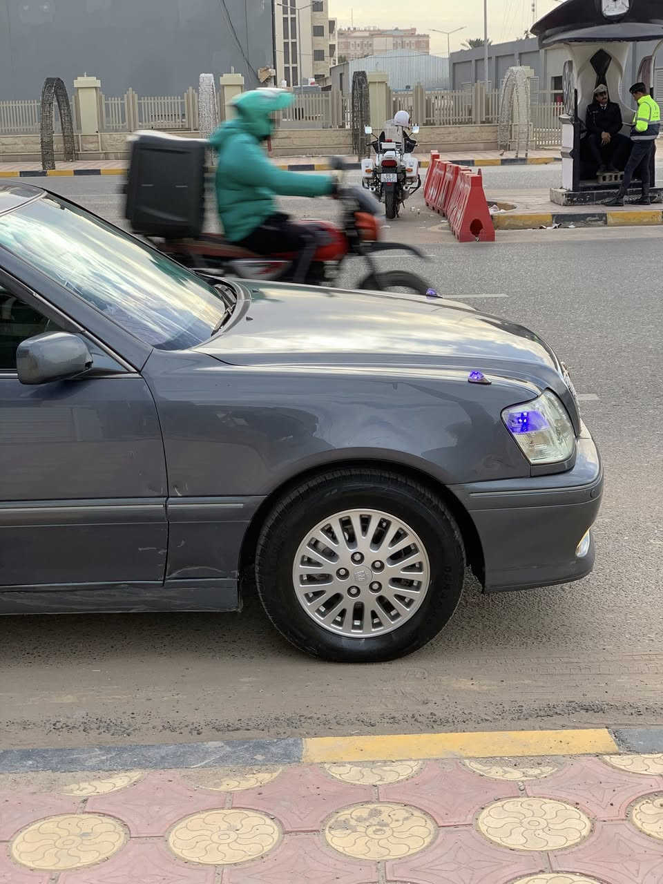 السلام عليكم 
ملكه للبيع 2003 ، قرار 48
4 دگم ، D4 الكبير ، شاصي 75 
دبل شاشة ، ثلاجه ، مري شفط 
كشنات كهرباء ، تخم تاير جديد 
حدادية جديدة ، عليها ادامة كامله
محرك و گير كفالة السيارة طلقة
مكفولة من الاصوليات كامله 
مدفوع الگمرك باقي تدفع الفلوس وتستلم اللوحات 
مكان السيارة النجف 
السعر 100 وبيها مجال 
***********
