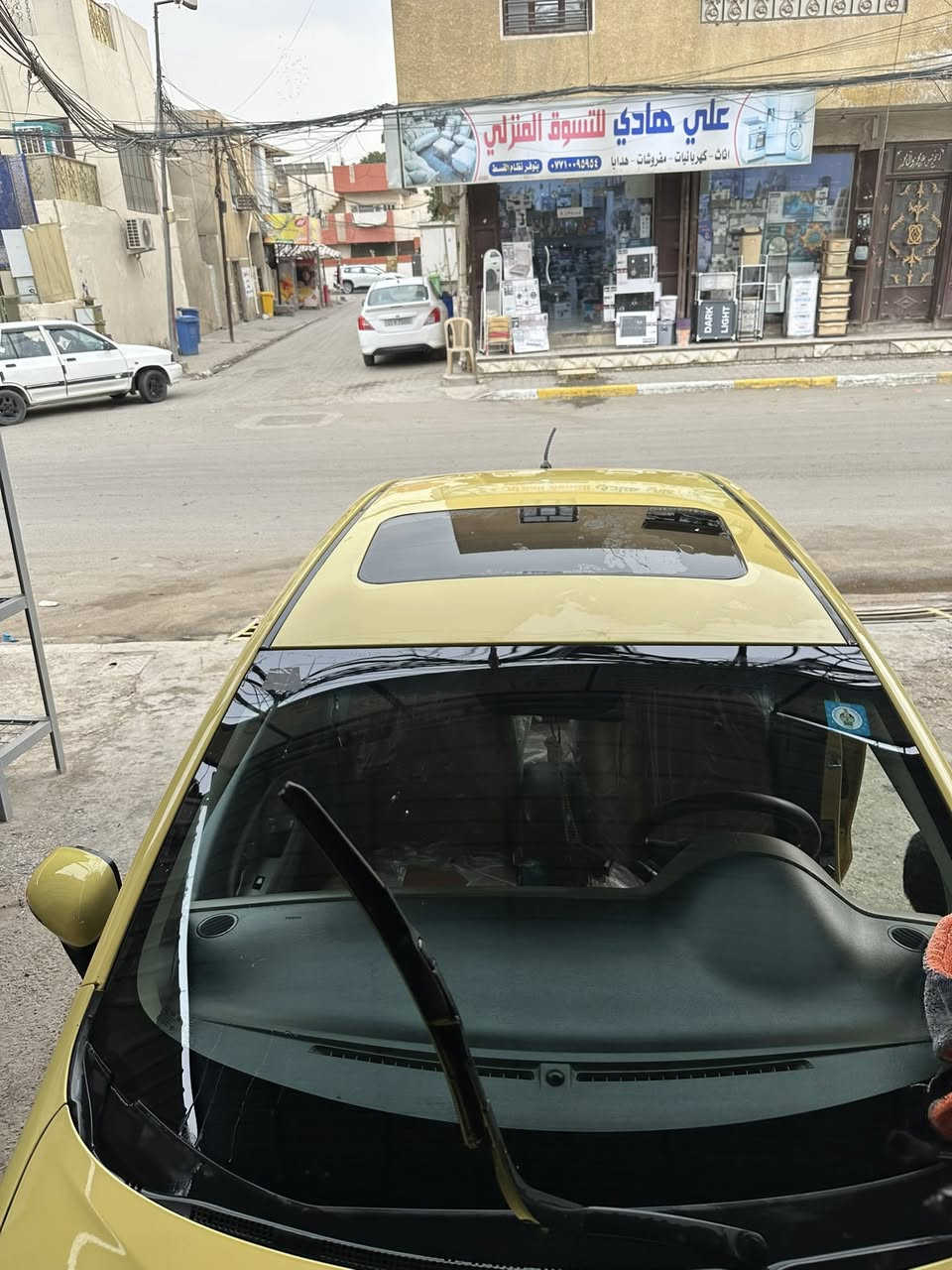 سلام عليكم ريوخليجي البيع 2015محرك ١٦٠٠
رقم بغداد خصوصي
سعر ٩٣ بيهه مجال بصيط
فول صبغ جاملغ الخلفي بصيط  
سياره نضيفه كلش 
مكاني بغداد 
***********
امروس حسب قناعه
