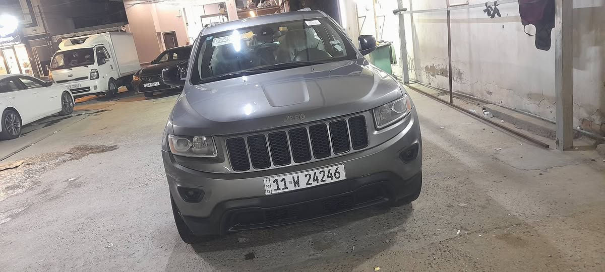 السلام عليكم..
جيب لاريدو موديل ٢٠١١ محدث 
محدث بجم ال ١٦ بدون دواخل 
بدون ايرباك صبغ ٤ قطع محرك 
سته سرندر دواخل السيارة ابلادي
لايت منضومه زنوون محرك وكير مفولات
تخم تاير ويل حجم ٢٠ تبريد ثلاجه 
العنوان فلوجه السعر ١٣٥ وبيها مجال
اذا اكو مراوس يرهم .
*********** واتساب
***********
