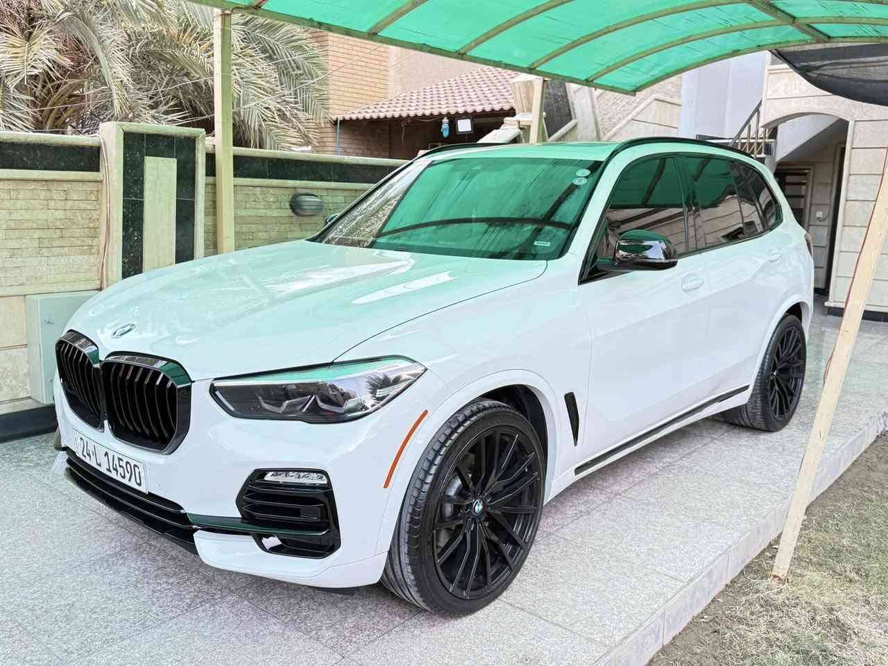 للبيع او المراوسx5 xdrive 40i
موديل 2019كلين تايتل ماشيه 91 الف مايل
السعر 35500دولار
مكانه بغداد باسمي وبيه موافقه تظليل
***********
