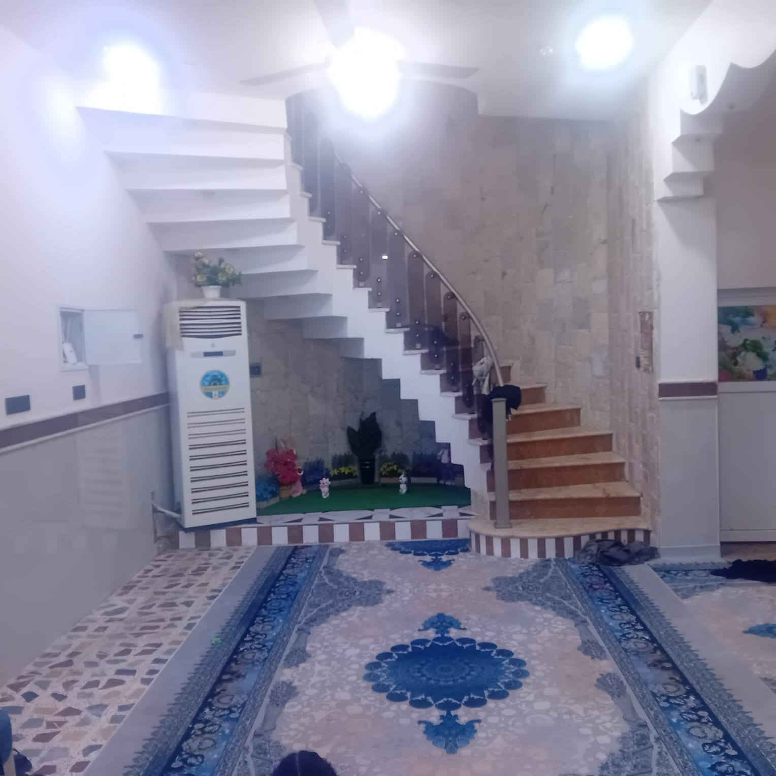 أللهم صل على محمد  دار البيع٢٥٠ متر 
الموقع الحقل الثالث  رقم القطعه ٣٣١٨ على شارع ٣٠ 
القاط ثاني عوزه بس ارضيه 
بسمي ما مطلوب إسكان بناء كله درجه اولى 
الاستفسار 
 ***********
