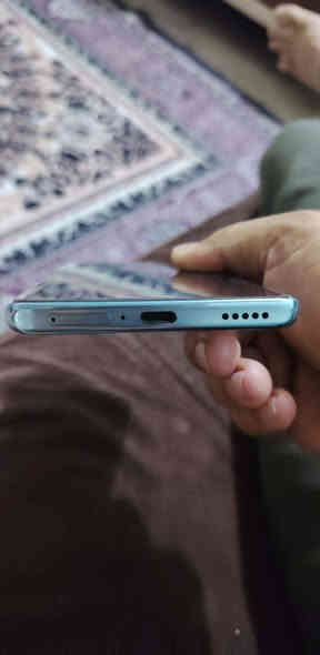 هونر X9c للبيع
جهاز غني عن التعريف
جهاز اخو الجديد نضافته 100٪
ذاكرة 256 رام 12
كارتونه وغراضه كامل✅
شراي يراسلني خاص
***********
