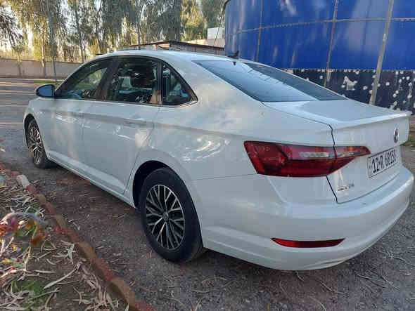 للبيع سيارة جيتا فوكس وكن موديل 2021 فول ماعده سلايت رقم نينوى نكليزي بسمي؟ السونار موجود السعر152التفصل اكثر توصل عبر الهاتف ***********
