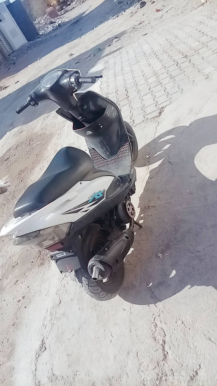 سلام عليكم دراجه ماكس بلادي لمكينه مكفوله دراجه كهربايات شاير كله شغال وكل نقص مابيه سعر 800وبيه مجال مكاني شهدا البياع ***********
