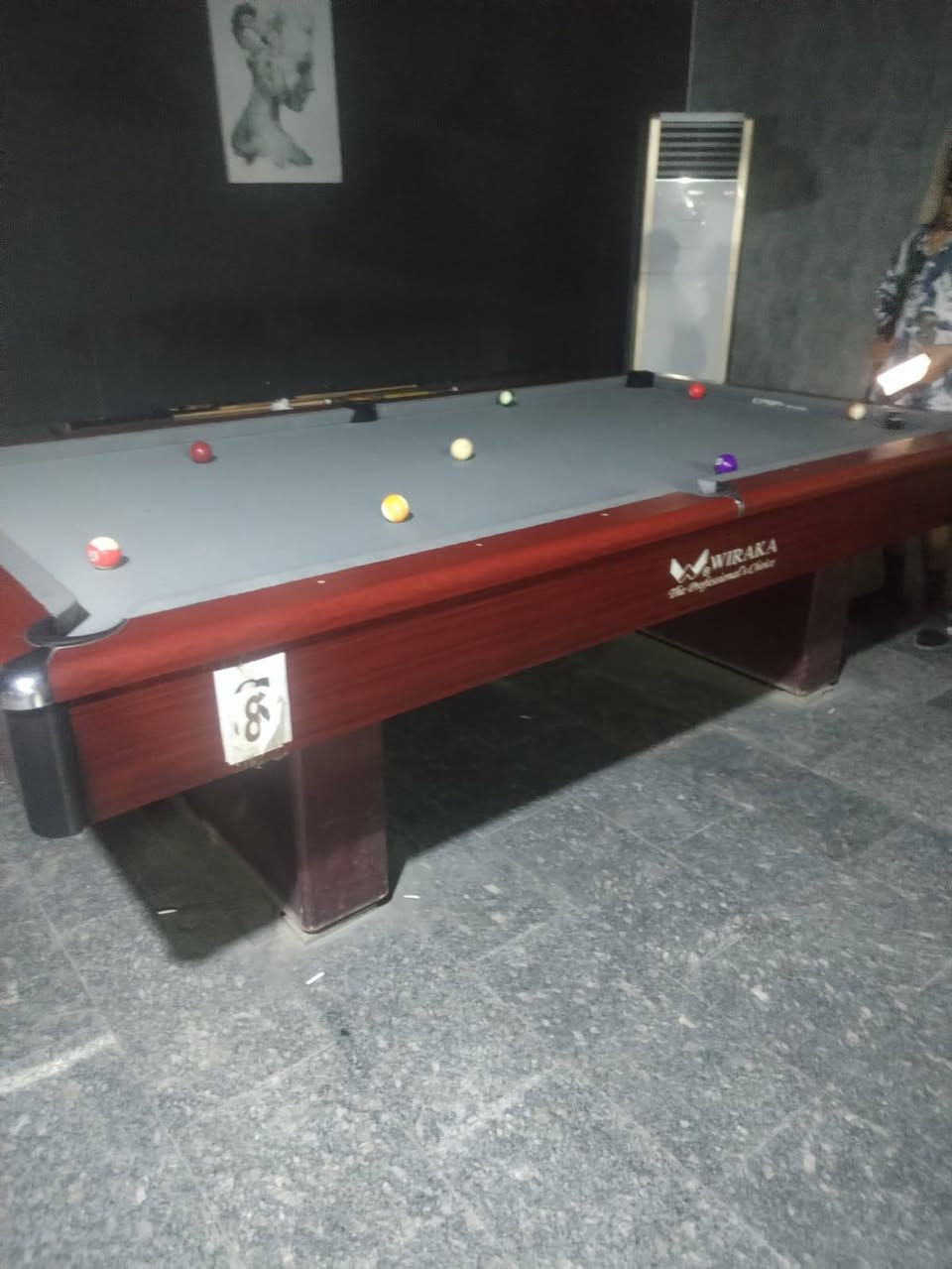 سلام عليكم ميز ويركا نضيف للبيع مكان بغداد أي استفسار اتصل🗣📲📞 ‏‪***********
السعر ٧٥٠ بي مجال حك جيه
