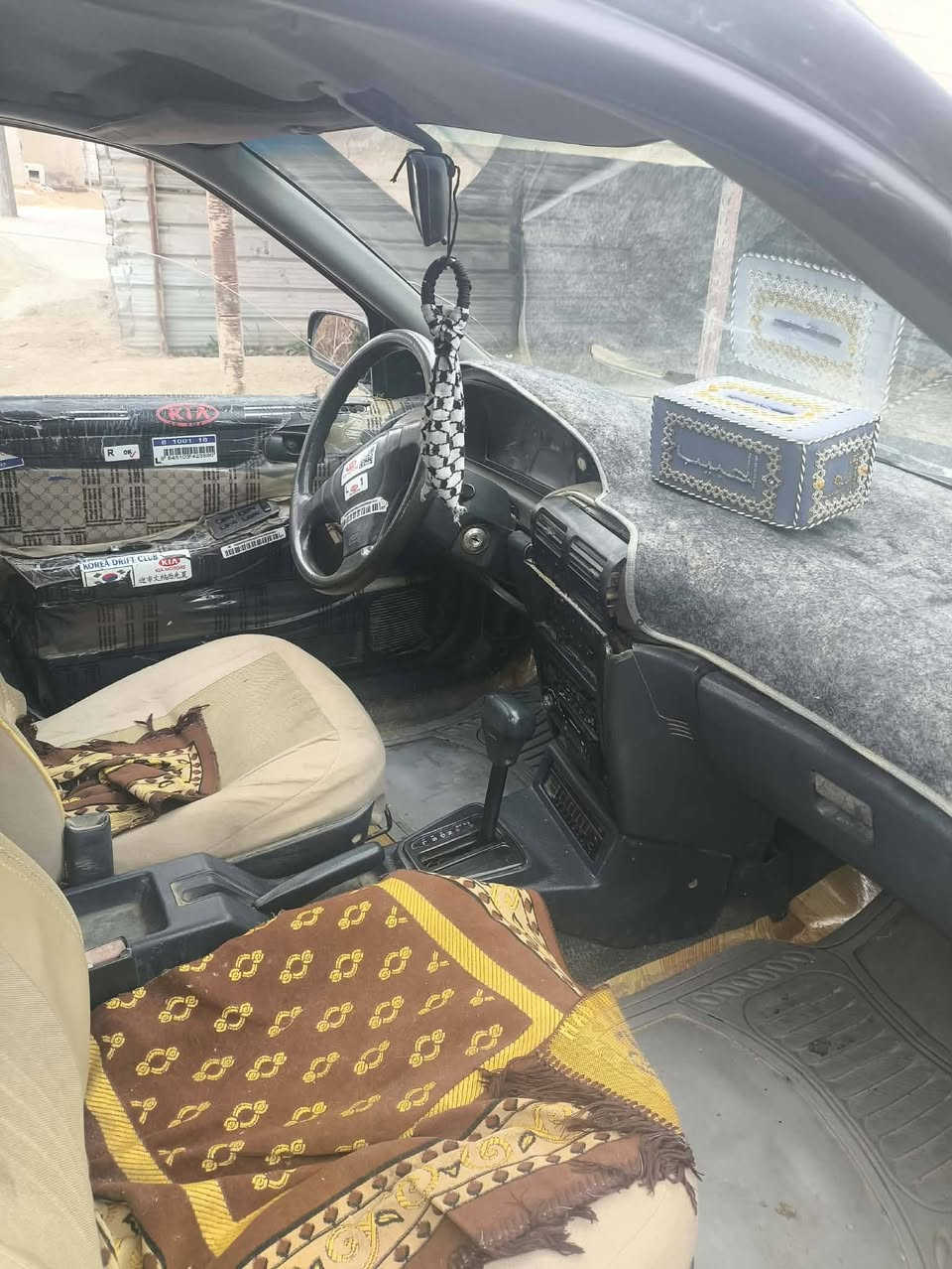 سلام عليكم سيفيه ٩٤ للبيع جاهزه من كلشي العنوان يوسفيه السعر ٣٥ وبيهه مجال  *********** 
***********
