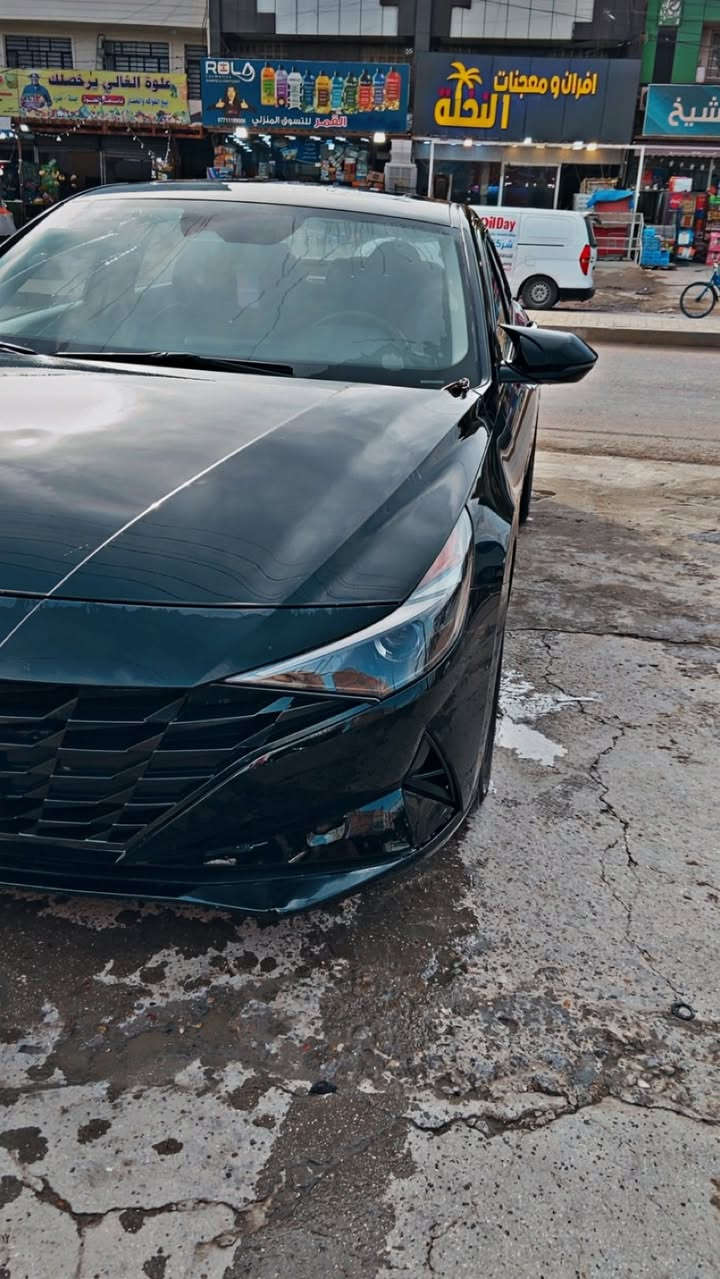 النترا 2022 بغداد
السلام عليكم السياره وارد امريكي ضربتها  الباب الخلفي عكس السايق و شويه من الجاملغ  وبيه اهنا ضرر جماملغ خلف السايق و قبغ جنطه على البارد يعني ٤ قطع خلفي السياره بجم كبس كير مكينه مكلفولات و بيه ملاحضات بسيطه مثلا رصعه خفيف 
السعر ١٣٧ و بيه مجال قليل للشراي حك الجيه 
رقم هاتف 
***********
