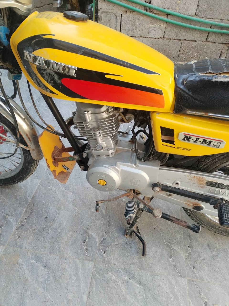 السلام عليكم اخوان دراجه للبيع 2021 دراجه خير من الله ونظيفه محرك ما مفتوح نهائيآ دراجه كلك اكفلهه الك عشأءر والي تعجبه يدخلي خاص وانه خادم


**إذا كنت صاحب هذا الإعلان وتريد حذفه لأي سبب، رجاءا أرسل رسالة إلى الدعم الفني**