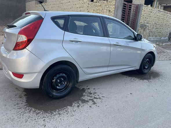 اكسنت ٢٠١٦ حادث قطعتين موضح بالمنشور محرك ١٦٠٠  السعر ٨٤ للاستفسار ***********
