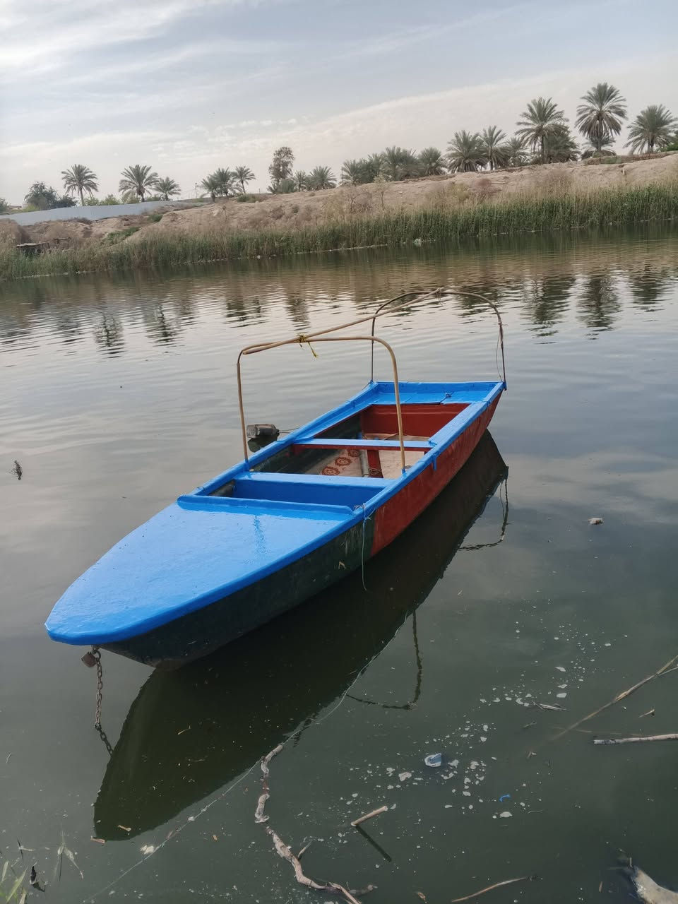 السلام عليكم ورحمه الله وبركاته بلم فايبر كلاص جديد وجاهز مكاني بغداد جسر ديله الطول 5متر والعرض متر وتلاثين شغل درجه اولى ***********
