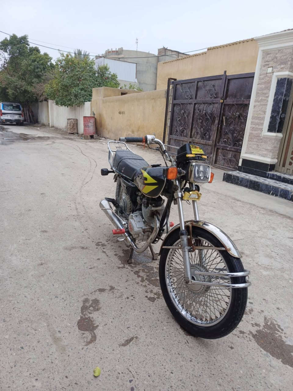 للبيع نامة برو 

اوراق مكاتبة

دراجة نضيفة  تجي تشوف بعينك كاملة مابيهة نقص تاخذهة منا و ماتصرف عليهة ربع كلشي بلادي ما مبدل

دراجة صوتهة ناعم مكفولة من السرقة و الحوادث 

كهربائيات كلها شغالة درجة اولة

السعر 425و بيهة مجال 

المكان صلاح الدين قضاء الضلوعيه الناحية

للاستفسار
***********
