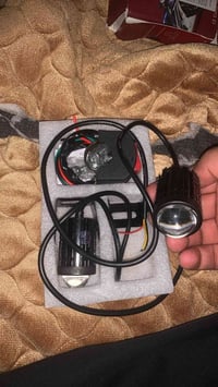 زنون دبل بهاذه الشكل ويا قاعدته كامله سعره 15 توصيل موجود رقمي 0772717...
