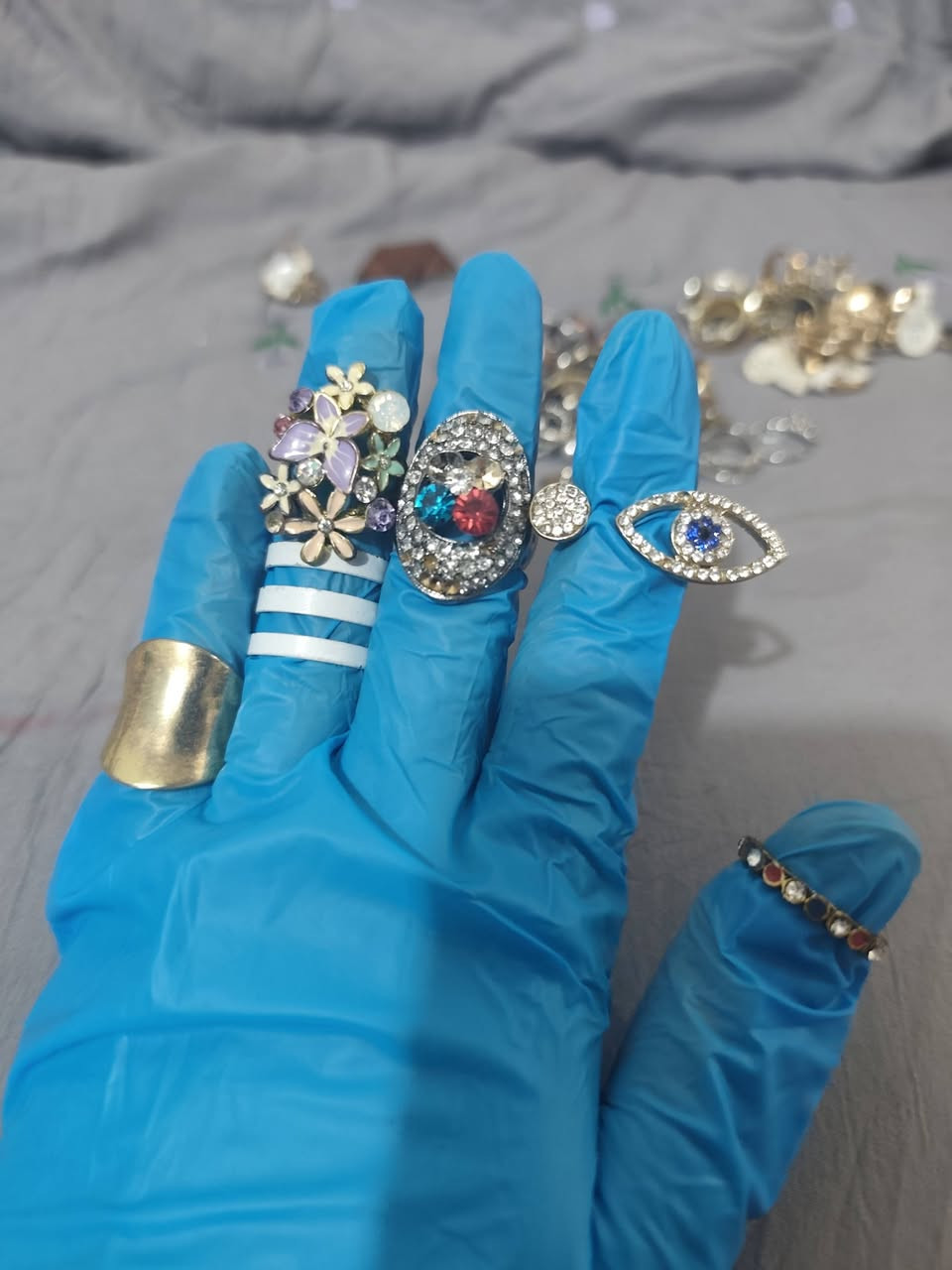 السلام عليكم...80 محبس ب10 ع اول تم


**إذا كنت صاحب هذا الإعلان وتريد حذفه لأي سبب، رجاءا أرسل رسالة إلى الدعم الفني**