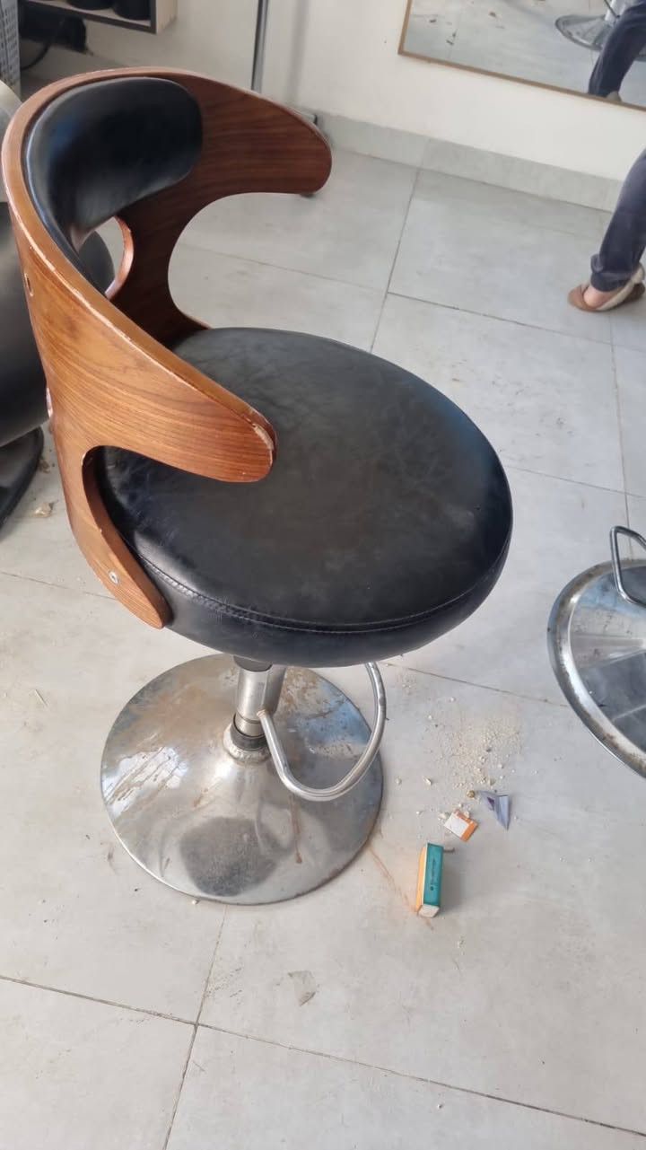 غراض للبيع كلمن وسعره أسعار مناسبة


**إذا كنت صاحب هذا الإعلان وتريد حذفه لأي سبب، رجاءا أرسل رسالة إلى الدعم الفني**