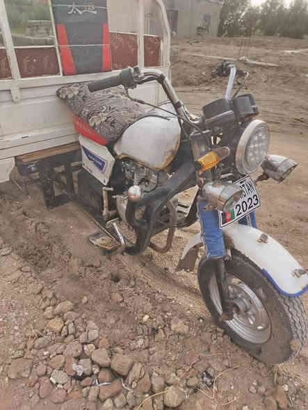 سلام عليكم شباب ستوته للبيع موديل 15 اوراق اصولي ستوته خير من الله السعر 1500وبيها مجال مكان  ***********الناصرية الغراف
