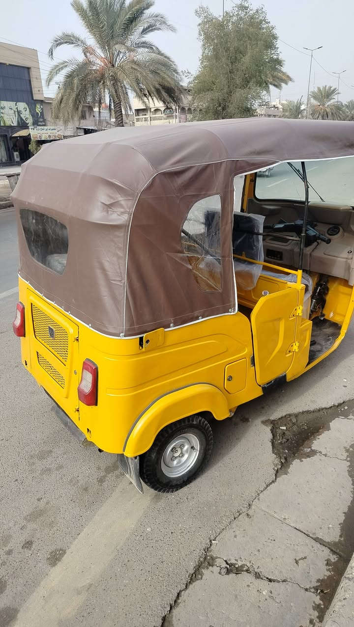 السلام عليكم تكتك باجاج للبيع مصبوغة صبغ عام مكاني بغداد الشعله والرقم انلكيزي  على هذه الرقم ***********
