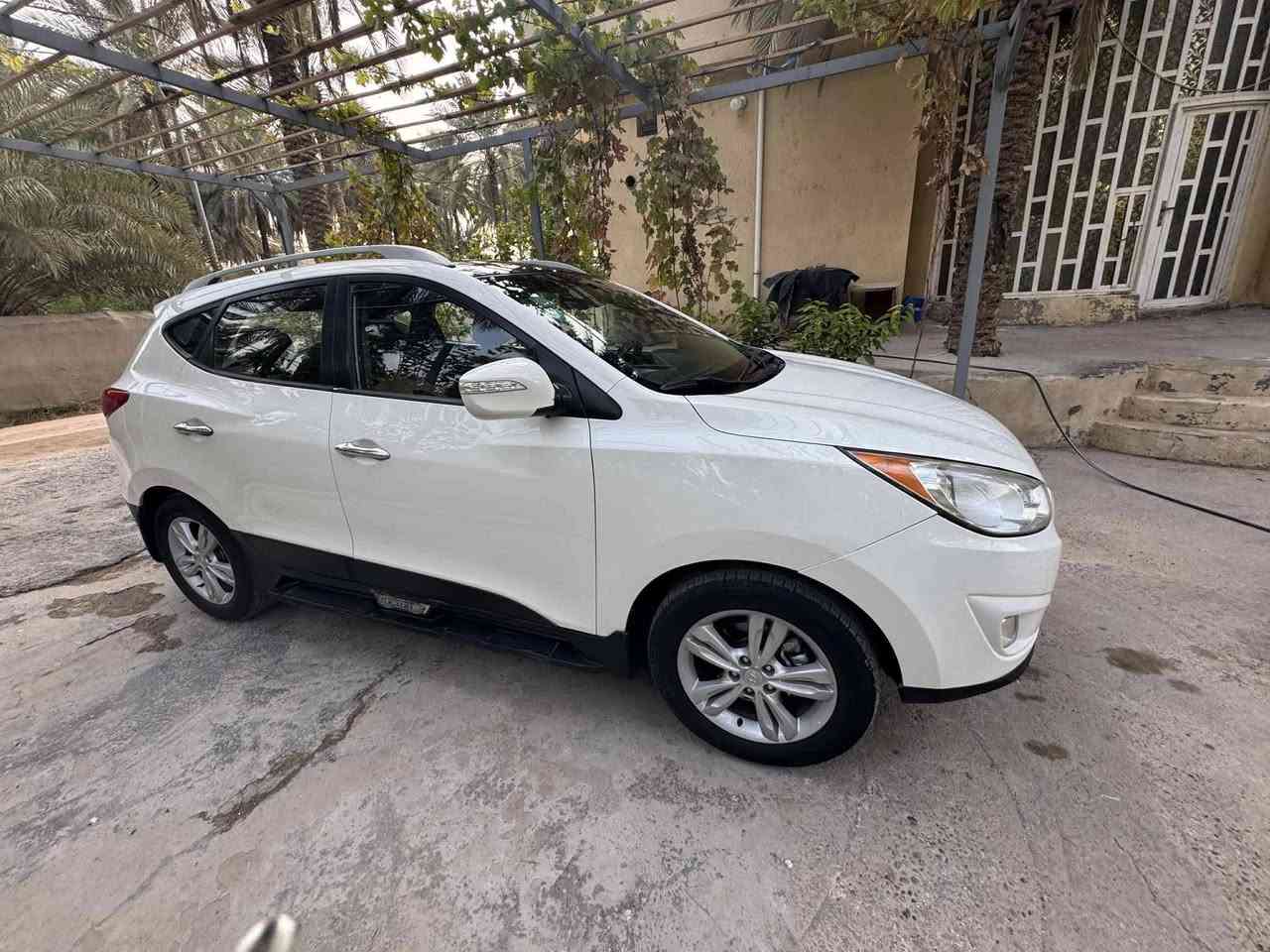 سلام عليكم توسان 2011 فول مواصفات بني رامه أشاير بلمري مري شفط تحكمات تخم تاير حداديه دواخل السياره مالت جناي تحويل مباشر عنوان السياره كربلاء الحسينيه رقم موبايل ***********السعر 132 وبيه مجال قليل
