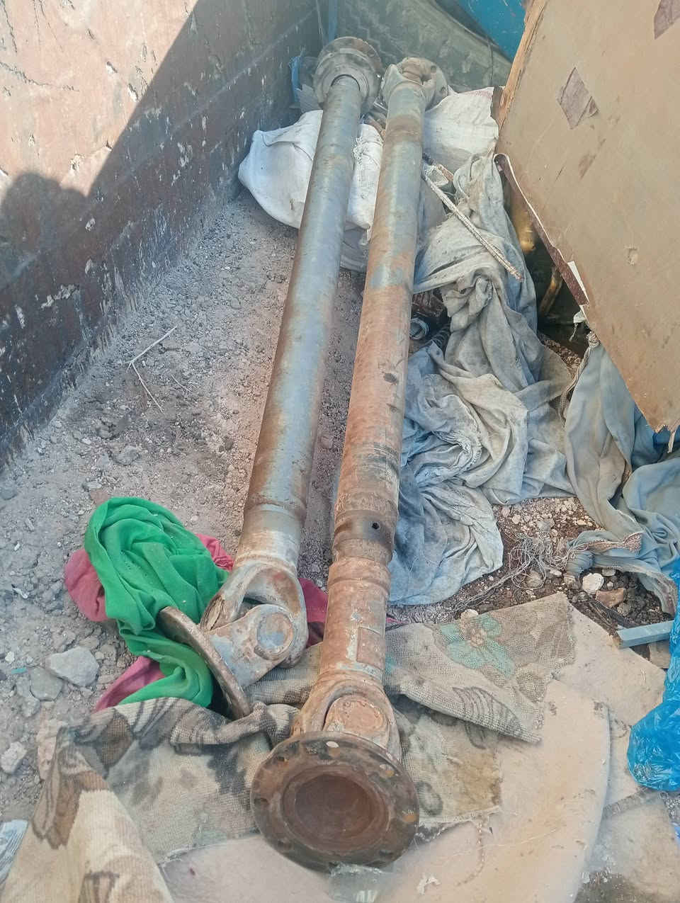 كاردن سكانيا 111 لبيع جاهز 
مكاني بالنجف 
الستفسار ***********
