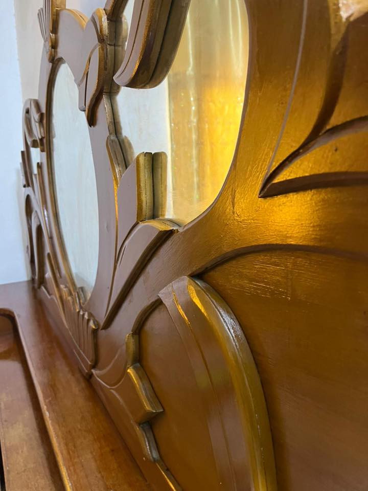 غرفه نوم ٥قطع للبيع سعر ٤٢٥
***********
