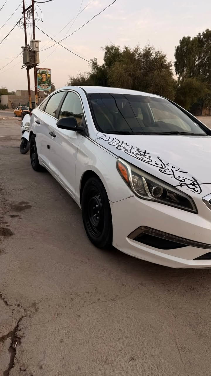 سلام عليكم سوناتا 2015
وارد امريكي حادثها خلفي قبق جنطه وشوي من الجاملغات فقط صبغ سياره نضيفه كولش مكينه جديده كير جديد تبريد ثلج 
باقي المواصفات عاديه تحكمات شاشه كامره دواره 
داخل لونين بيجي واسود 
سعر 100$ وبيها مجال 
***********
***********
