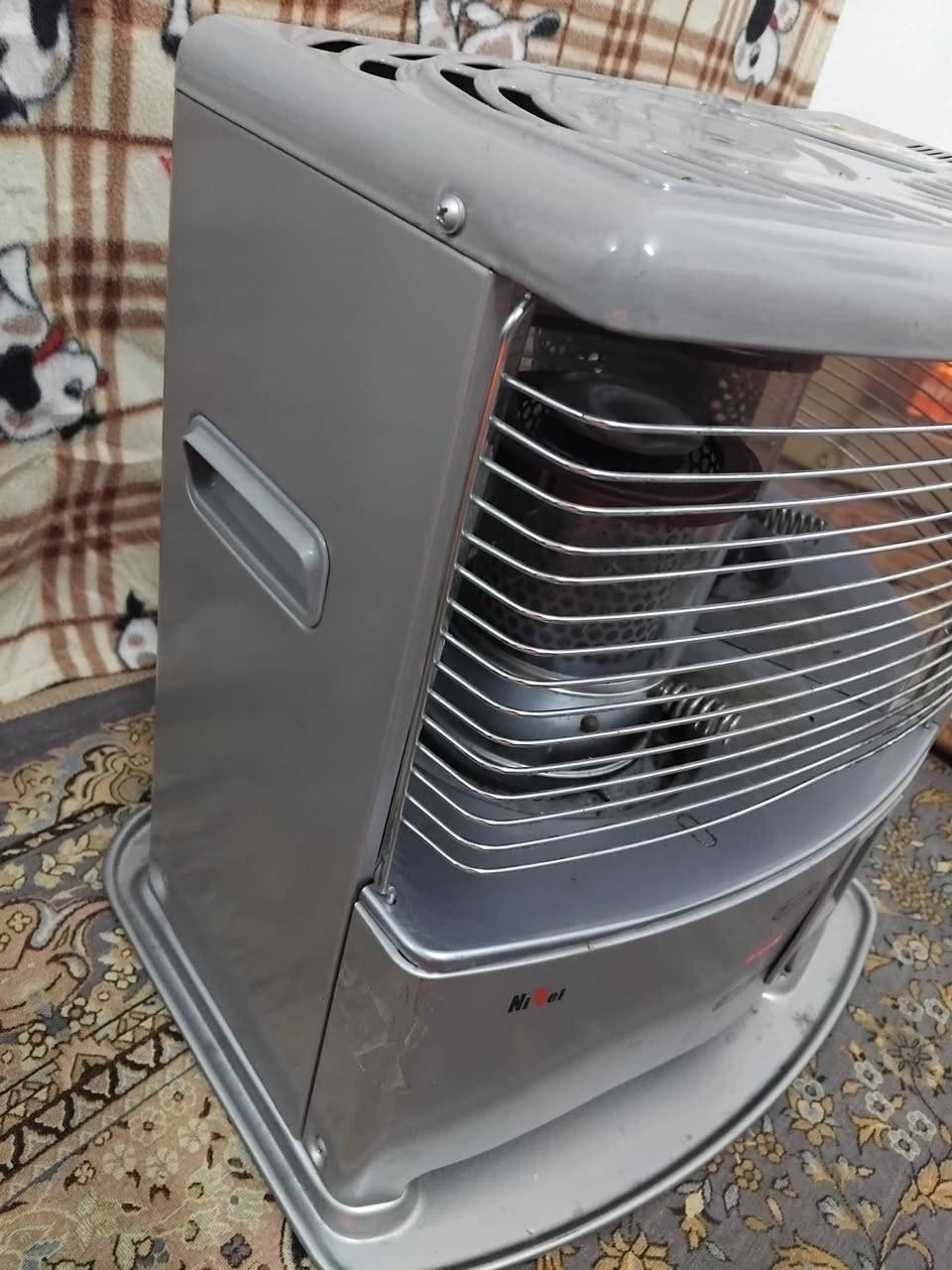 ئە و سوبایە جوانە زوڕ خاوینە تنها فتیلی نە قسە لە هە وڵیڕم موشتە ڕی تلفون بکە ***********
