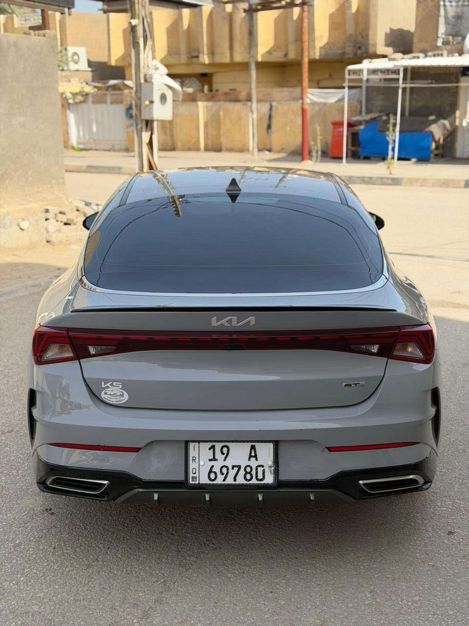 السلام عليكم كي فايف موديل 2023
مواصفات جي تي لاين فوول للاخير
اللون سمنتي مميز
1600 تيربو يعني 2600
مواصفات 
بصمه
كشنات تدفئة 
استيرن تدفئة 
شحن هاتف لاسلكي 
قياده ذاتيه ؏ الخطوط السريعه
هاند بريك بصمه
تشغيل عن بعد 
مثبت سرعه 
نضام ABS
مانع انزلاق حساس أطارات 
بك لايت ليد
شاشة
كامره دواره
الاسلكي 
شاشه اعطال
ويل كورم لونين
رادار جانبيه
مراقبة النقطة العمياء
رادار الخطوط البيضاء 
اشاير بالمري 
كشنات جلد احمر
مقعد للسائق قابل للتعديل كهربائياً
لايتات ‏3 عدسات 
نضام قياده أيكو + سبورت +سمارت +نورمال
بلوتوث + aux + usb
فول تحكم ستيرن
كير أوتو + عادي
ئوتو بريك 
‏ ‏الخريطة
ستيرن حرف. Led D +  زينون
توقف ذاتي عند الرجوع
صندوك بصمه
‏AUTO HOLD
تصميم خارجي رياضي
نظام الملاحة
مصابيح خلفية LED
مصابيح ضباب LED
لاسلكي Android Auto 
 
حادث :  فقط قطعتين  البنيد مصبوغ ولجمالغ مبدل غير سياره كلش حلوه ونضيفه وجديده
 السعر: 190
الرقم ‭0781 780 2325
