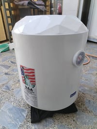 كيزر جديد الاصلي غير مستعمل للبيع شويه الكفر بي كسر غير مؤثر حجم 40 لت...