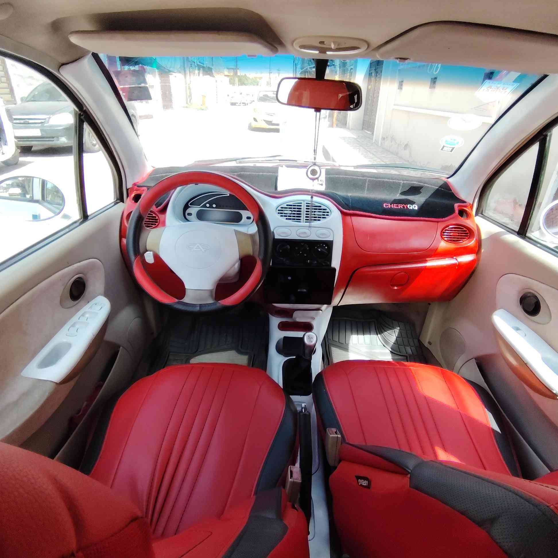 السلام عليكم
للبيع كيو كيو 2009 بأسمي ماشية 97 الف

مكاني بغداد ابو دشير للإتصال ***********
