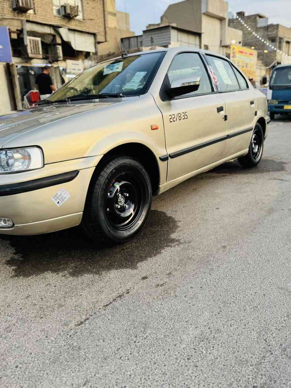 السلام عليكم  بيع مستعجل !!
سمند 2009 بيها مكانات صبغ اثر جراد 
ولباقي خير من الله 
كير ومكينة شرط الفحص
تبريد ثلج 
صدر جديد 
دواخلها تخبل 
مكاني مدينة الصدر 
***********
