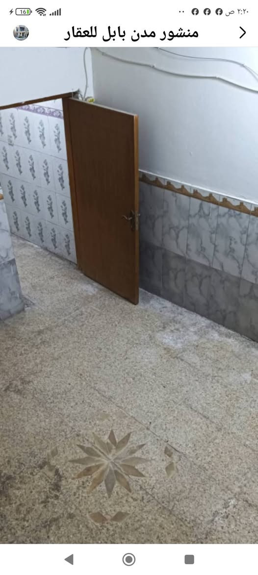 الدار للبيع المساحه 100م طابق واحد غرفه صاله مطبخ كليدور مجمع صحيات داخل وخارج زراعي صرف سند 25 حي الصحه قريب الشارع جداا السعر 115 ماجر بوارد شهر ممكن تأخذه إستثمار للاستفسار ***********
