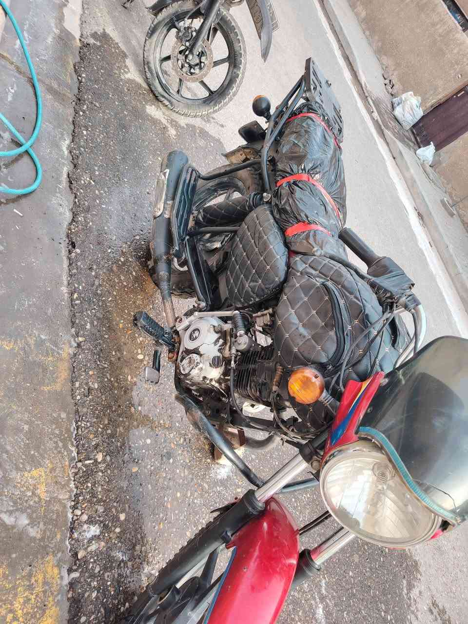 دراجه بوكسر 2020 دراجه شغاله كامله اوراق موجوده دراجه متوكفك وين متروح بيها سعر 600 بغداد جسر ديالئ القديم ***********
