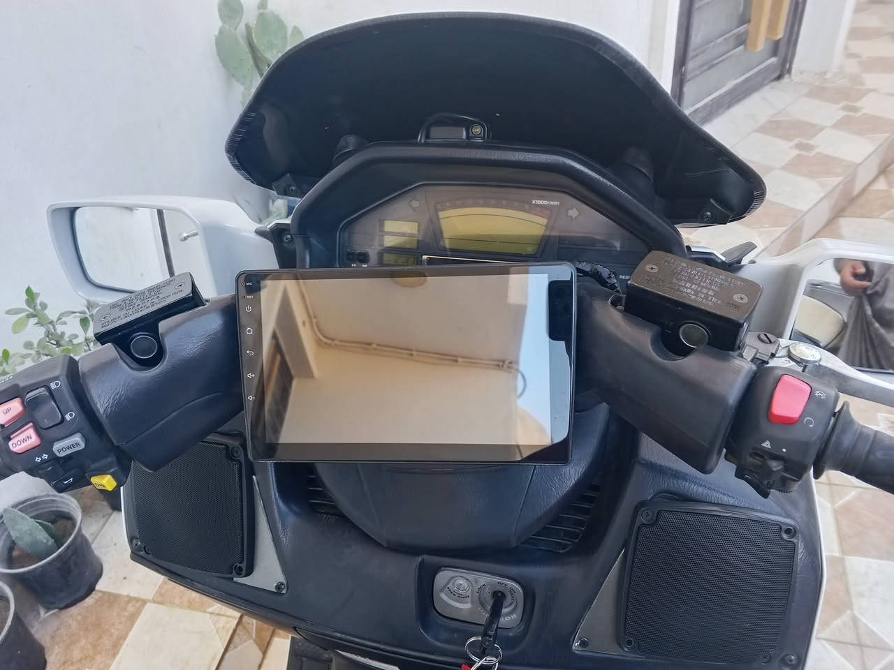 اسكاي 650مكفوله من مكينه كهربائيات من كلشي لايت زنون  دراجه مال رنيه ماشيه 40 اسكاي عميه مو فول عنواني واسط الكوت ما متواجد على فيس *********** 🌹 انطيك اتراي وين ما يعجبك
