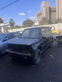 للبيع سياره سازوكي رقم صلاح دين تحويل مباشر بدون مكينه وكير باقي غراضه...