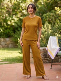 سوت نسائي ابسعرالبلاش (جملةاقل طلب درزن)قياس واحدايلبس بناتي محير اونس...