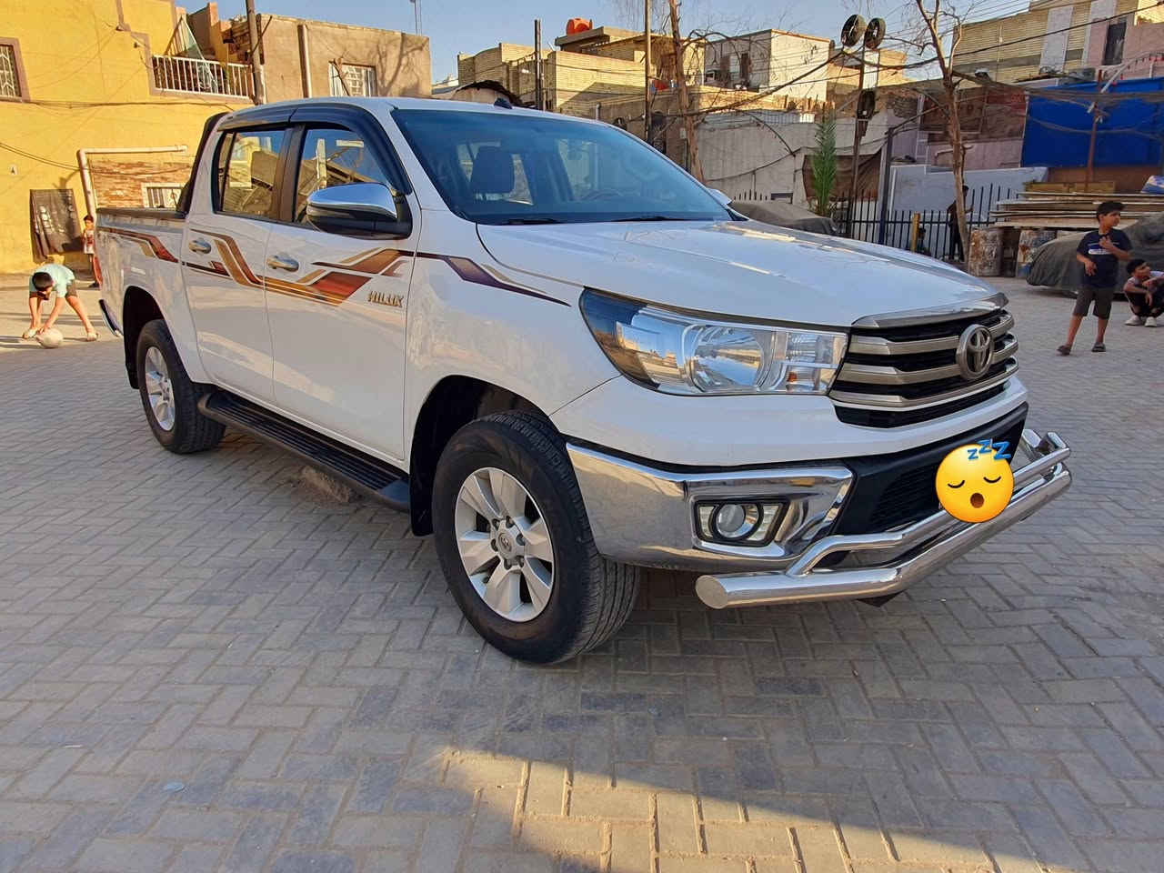 هايلوكس فور ويل موديل 2019 اوتماتيك بانزين مكفوله كير محرك ومن الصبغ والضربه بيها بارد بسيط موضح بلسونار مرفق مع الصور رقم بغداد الجديد سنويه بأسمي لغاية 31 هزه جديده تحويل ثاني يوم  ماشيه 126 تبريد قطعتين  داخل ماروني حساسات خلفيه
شاشه وكامرا خلفيه وخلفيه بعد بيها مواصفات 

السعر 260 مكاني بغداد مدينة الصدر ***********
