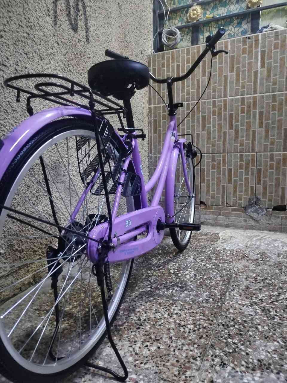 السلام عليكم عندي بايسكل اللبيع بناتي حجم26 مكان بغداد العبيدي السعر خاص الرقم ***********
