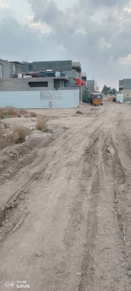 قطعة أرض للبيع زراعي حي المهندسين سند 25
المساحة 172 
8×21 ونص 
منطقة حلوة وهائدة وخدمات متوفرة 
ماء 
كهرباء 
مجاري 
الفرع الثالث 
***********
السعر اتصال أو خاص
