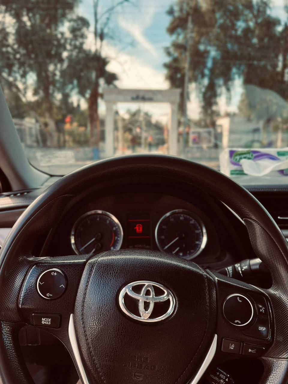 كورلا مديل 2018 امريكي فئت LE  قطعه وحده صبغ بنيد تجي ووشوف محرك 2000 ماشيه 101مشاهاا قليل هاذ رايده 130ورقه مكاني بصره رقمهاا بغداد رقم نكليزي سونارها موجود  رقمي ***********
