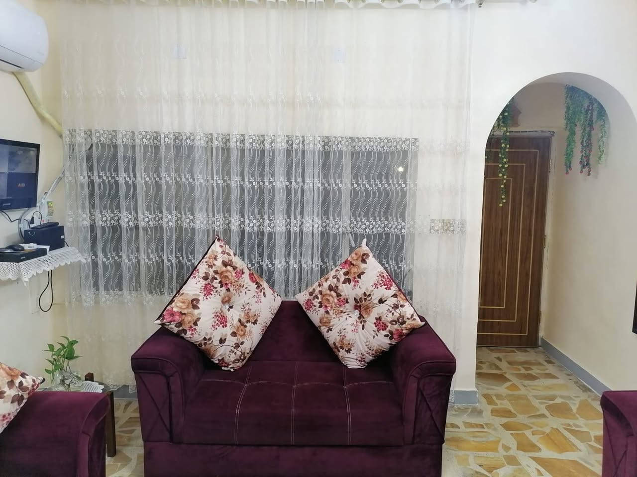 السلام عليكم
للبيع تخم مكون من ١٠ مقاعد
السعر ٢٥٠ الف


**إذا كنت صاحب هذا الإعلان وتريد حذفه لأي سبب، رجاءا أرسل رسالة إلى الدعم الفني**