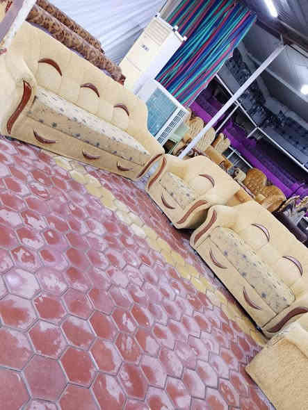 تخم تركي سبرنك 7 مقاعد مستعمل نضيف السعر 200 ألف العنوان العزيزيه منطقة باب الحاره للمراسلة *********** يوجد واتساب وماسنجر وتوصيل بل الاجره الصويرة
