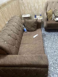 غرفة نوم • مطبخ • الدوره