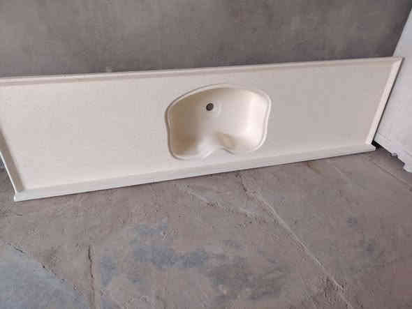 يوجد لدينا جميع الحجام المرمر متر أو متر ٢٠  اومتر ونص أو مترين السنكي التسكام وايلون التريده البيع المكان عل شط يم فرع السيد غازي أو منطقة الكربلا ئي يم المسبح عفك الاستفسار اوتتصل *********** اوحتى العنده مراوس أو بيع چنه حاضرين
