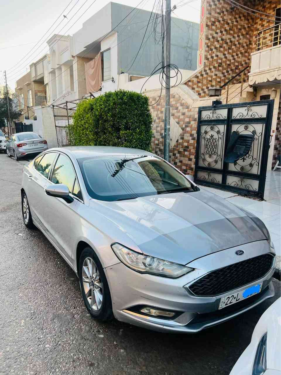 ماشااللە 

ڤۆرد :-فیوژن
موديل2017
مواسەفات :-SE
مەکینە :-15توربو
دوو کوشنی پشەوە:-کارەبا
کۆدی :-دەرگا
بصمه
سنوق:-بەسمە
کامێرە:-دواوە
حاسە
تایەو ویلی :-گەوەرە
لایت :-لید
تەحکوماتی؛-سوکان

زۆمواسەفاتی تر
 
سەیارەکە پێشو دوای کەپسە 
بي  بۆیاخە 
بێ ئیرباک و بێ ناو گرت

 
گێڕو مەکینە و تەحویل غرامە بە شەرت

سەنەوی و ژینگەو ڕێگاو بانی تازەیە 
*********** أربيل, العراق
