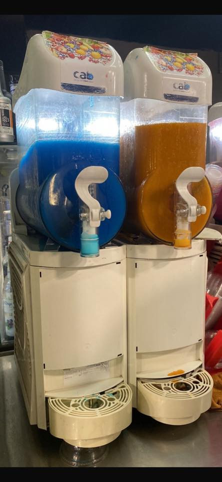 السلام عليكم 
سلاش عدد ٢ ايطالي 
سوفت صيني سنكل فيز 
للتواصل ***********
