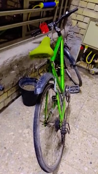 بايسكل للبيع  نضيف العنوان بغداد الشعب السعر 40 وبي مجال ‏‪07753528143...