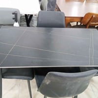 ميز طعام • ٤ كراسي • بغداد