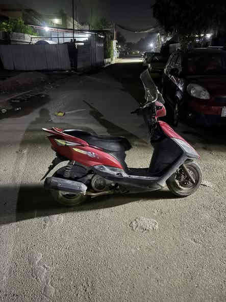 سلام عليكم دراجه ثعلب لبيع بيه نقص دبل امامي تعبان بيه كلج امامي خلفي رياضي الدراجه حلوه لا دخان ولا تنقيص مكاني كاظميه او حريه 
سعره 550 وبيه مجال 
***********
