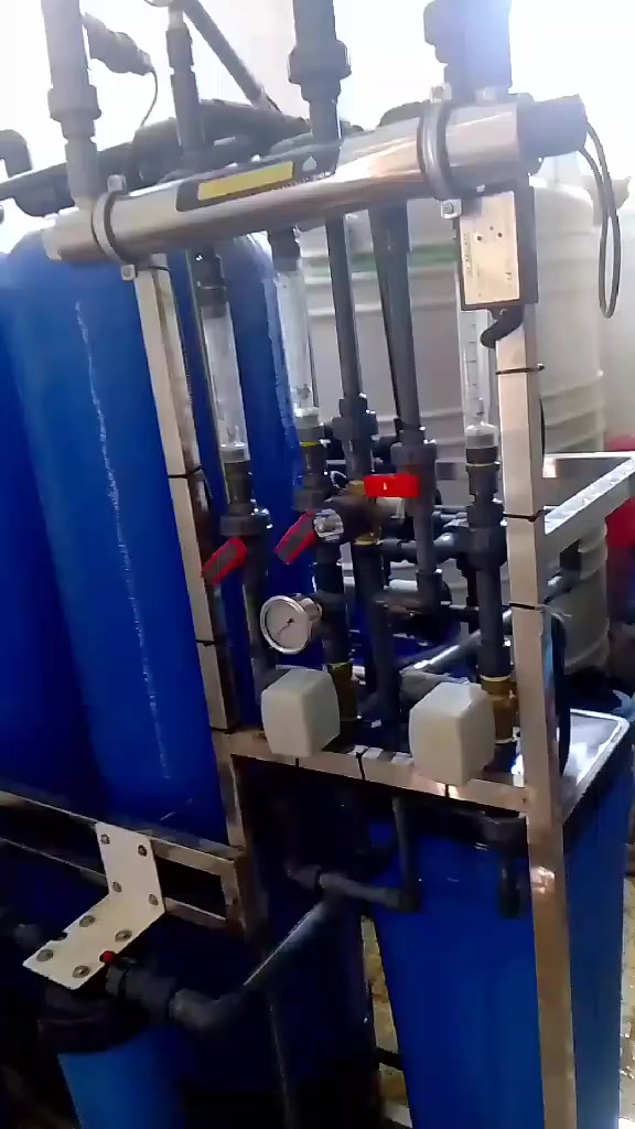 السلام عليكم محطه ماء ارو للبيع السعه 1000لتر بالساعه  فوول فوول.
محطة تفصال 

 اوتماتيك فزل ابو ال16 مع كامل ملحقاتها تانكي عدد2 عماني ضمان 10 سنوات  ال5000لتر والثاني  ال3000لتر  مع ماطور غذائي بوستر ايطالي   مع موطور ترس خام بوستر ايطالي السعر  40 ورقه

نضيفه جدا اخت الجديده ممبرينات جدد

ديالى الخالص

للاستفسار الاتصال 

***********
