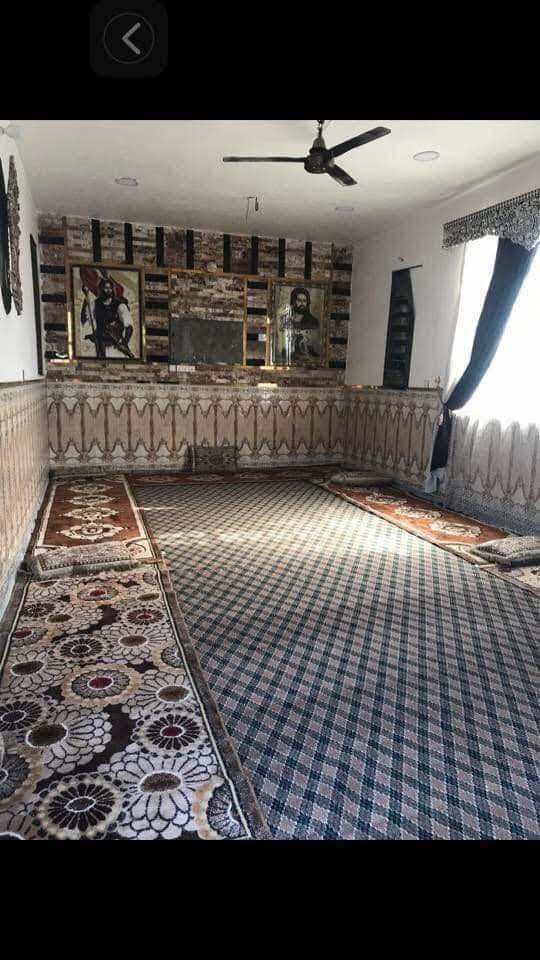 سلام عليكم بيت طابقين اصلاح زراعي مفوضه بل تطويب معملات تطويب كامل منطقه سكنيه خدمات كامله مدرسه قريبه كهرباء ماي مولده ذهبي شارع حله كربلاء قريب يبعد 100متر  بيت كله طابوك مساحه 200 يحتوي على 3غرف  فوك وجوه مطبخ ستقبال صحيات خرجيه وداخليه بيت عايز بس ارضيه  عرض شارع كدامه 10مليون بيت ركن السعر 55 بيع مستعجل االعنوان بإبل محيزم الثاني شارع مدرسه حمام سلام عمود 60 الستفسار مراسلت الصفحه ونتصال *********** @
— في ‏الحلة‏.
